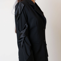 ESTER BLAZER