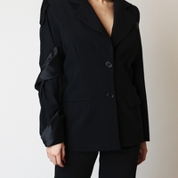 ESTER BLAZER