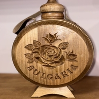 Дървена бъклица с резба „България“