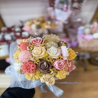 Ръчно изработен аранжиран букет от ароматни свещи – 