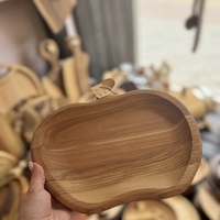 Дървена чиния ябълка с отделения