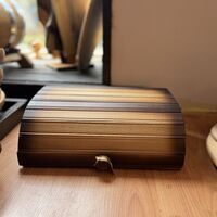 Ръчно изработена декоративна дървена кутия за съхранение – Уют и Ред