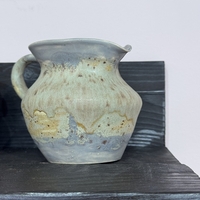 Авторска керамична каничка в синьо – Ръчна изработка от Емилия Милчева (Уникат)