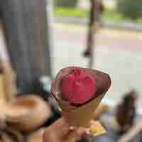 Ръчно плетено лале в малка декоративна опаковка – Избор от 7 цвята