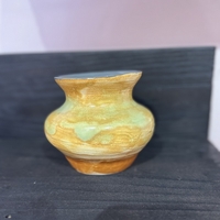 Авторска керамична ваза в светли тонове – Ръчна изработка от Емилия Милчева (Уникат)