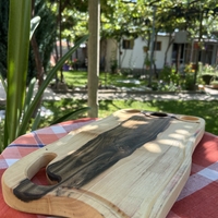 Дървена дъска за рязане с място за три солнички