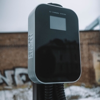 EV зарядна станция BESEN 7-22kW 16-32A 1/3 фаза с APP