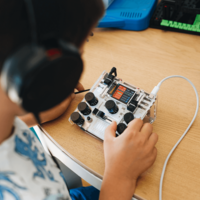 CircuitMess Jay-D - DIY DJ mixer