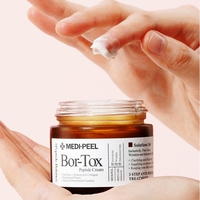 Крем за лице с 5 вида пептиди, ферментирали съставки и Volufiline MEDI-PEEL BOR-TOX PEPTIDE CREAM 50гр
