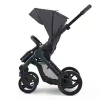 Mutsy EVO Stone Grey Модулна количка 2 в 1 комплект с черно шаси със седалка и кош за новородено