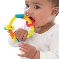 Playgro Играчка 2-в-1 Дрънкалка и Гризалка Триъгълник Лека и Удобна за Хващане