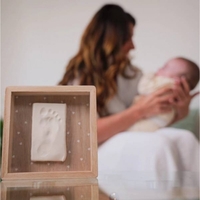 Petit ARTichaut Дървена Рамка за Бебешки Отпечатък Pretty Hearts