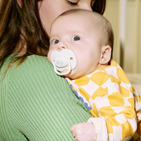 Tommee Tippee Ортодонтични Залъгалки Any Time 0-6М+ 2 Броя Сива и Зелена с Птиче