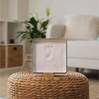 Petit ARTichaut Правоъгълна Метална Кутия за Бебешки Отпечатък със Стойка Pretty Hearts