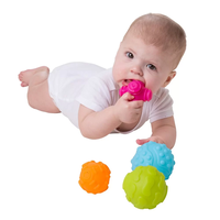 PLAYGRO ТАКТИЛНИ РЕЛЕФНИ ТОПКИ (4БР./ОП.) 6М+