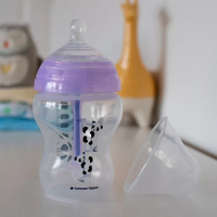 Tommee Tippee ШИШЕ ЗА ХРАНЕНЕ ANTI-COLIC 0м+ 260 ml  ДЕКОР розов