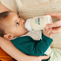 Philips AVENT SCY103/02 Комплект от 2 Броя Шишета за Хранене Anti-Colic 260 мл със сила на Потока 2 от 0м+