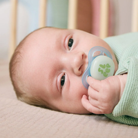 Philips AVENT SCF075/08 Комплект от 2 броя светещи в тъмното ортодонтични залъгалки за новородени Ultra Start Night 0-2м в синьо и зелено с декор Sleep в кутия за стерилизиране