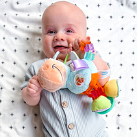 PLAYGRO ДРЪНКАЛКА КОНЧЕ ХОП ТРОП ЦВЯТ СИН  3М+