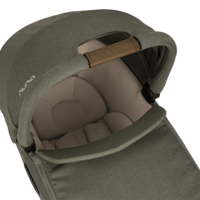 Nuna CARI Next Pine Кош за Новородено с Опция за Столче за Кола