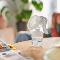 Philips Avent Natural Motion Ръчна Помпа за Изцеждане на Кърма с Чаши VIA
