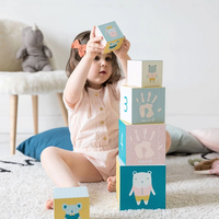 BABY ART АКТИВНИ КУБЧЕТА ЗА КУЛА С ОТПЕЧАТЪЦИ С БОИЧКИ