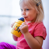 Tommee Tippee Неразливаща се Чаша със Сламка и с Дръжки SuperStar с Покритие Bacshield300 мл 6м+ Жълта