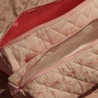 THE CUSTOM Styling Baguette TOILETRY BAG in POUT