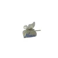 CUSTOM CRÉME BUTTERFLY CLIP