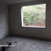 Етаж от Къща В ЦЕНТЪРА НА САНДАНСКИ 140КВ.М 680 ЕВРО НА КВ.М