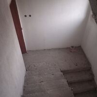 Етаж от Къща В ЦЕНТЪРА НА САНДАНСКИ 140КВ.М 680 ЕВРО НА КВ.М