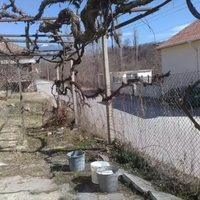 70000лв. Къща в село Струмяни на 2 етажа