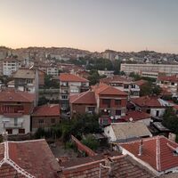 Етаж от Къща В ЦЕНТЪРА НА САНДАНСКИ 140КВ.М 680 ЕВРО НА КВ.М