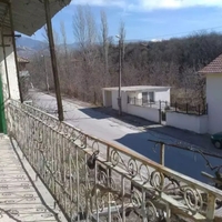 70000лв. Къща в село Струмяни на 2 етажа