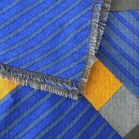 Louis Feraud Geometric принт шал вълна и коприна