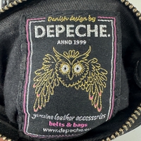 Depeche Малка чанта със забавни отделения