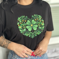 Тениска с  бродерия – Детелина