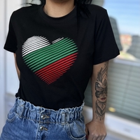 Тениска с бродерия „Сърце България“
