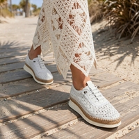Women's casual shoes / genuine leather / anatomical insole / white / 736