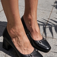Women's elegant shoes made of natural leather in black/75702
