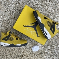 Jordan 4 Retro Tour Yellow