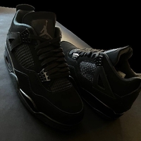 Jordan 4 Black Cat