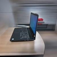 Лаптоп DELL - Latitude 3570