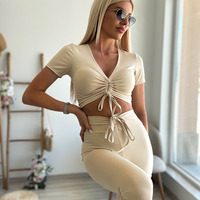 Спортен сет от клин и бюстие