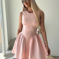 Розова рокля корсет