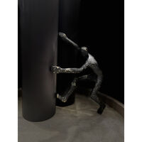 CLIMBER DECO WALL POLYRESIN BLACK GOLD 14x6xH24cm