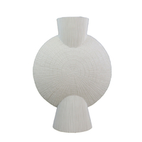BODIL VASE POLYRESIN WHITE 31,5x16xH43,5cm PRC