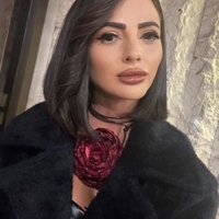 Колие тип чокер с голямо тексилно цвете