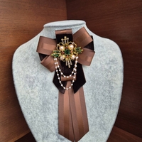 Chocolate brown bow brooch