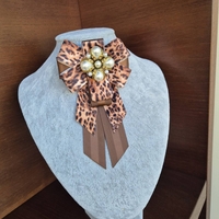 Leopard Bow Brooch